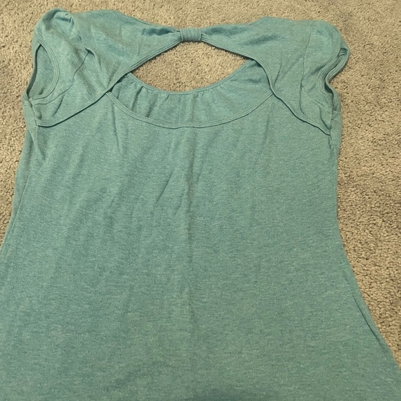 EUC Express mint green scoop neck shirt with open upper back. Size Large. - Picture 2 of 3